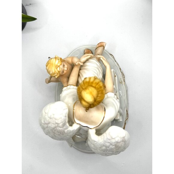 Vintage O'Well Porcelain Angel Figurine With Baby - Picture 7 of 11